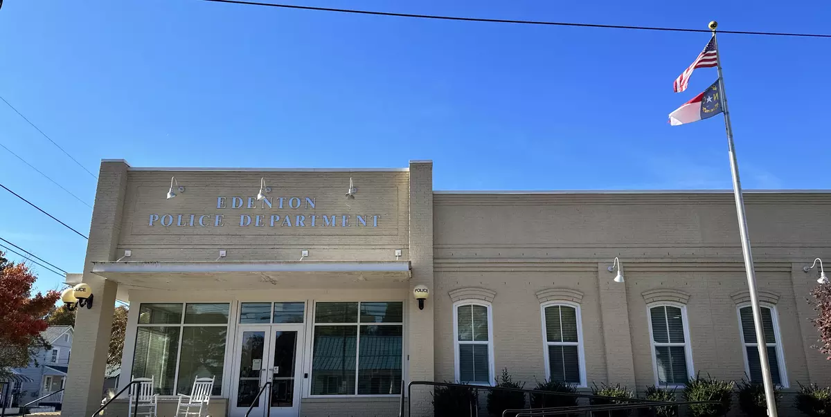 Police Department exterior with EPD named on building